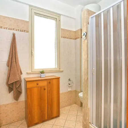 Brand New Structure In *