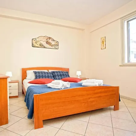 Brand New Structure In 아파트 *